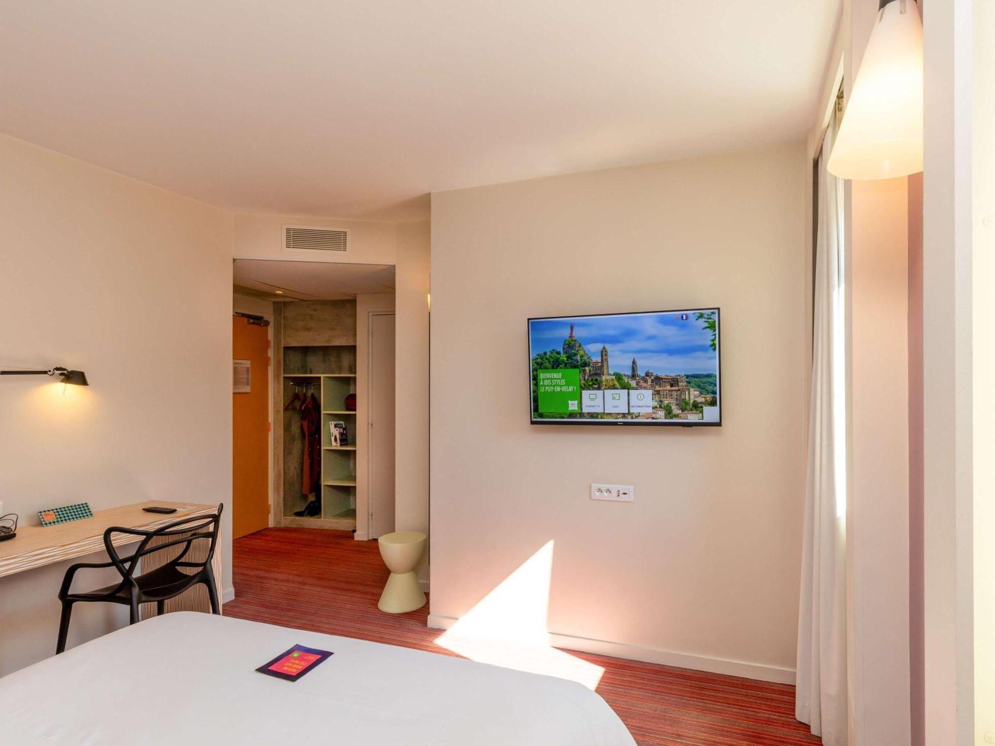 Ibis Styles Le Puy En Velay Otel Dış mekan fotoğraf