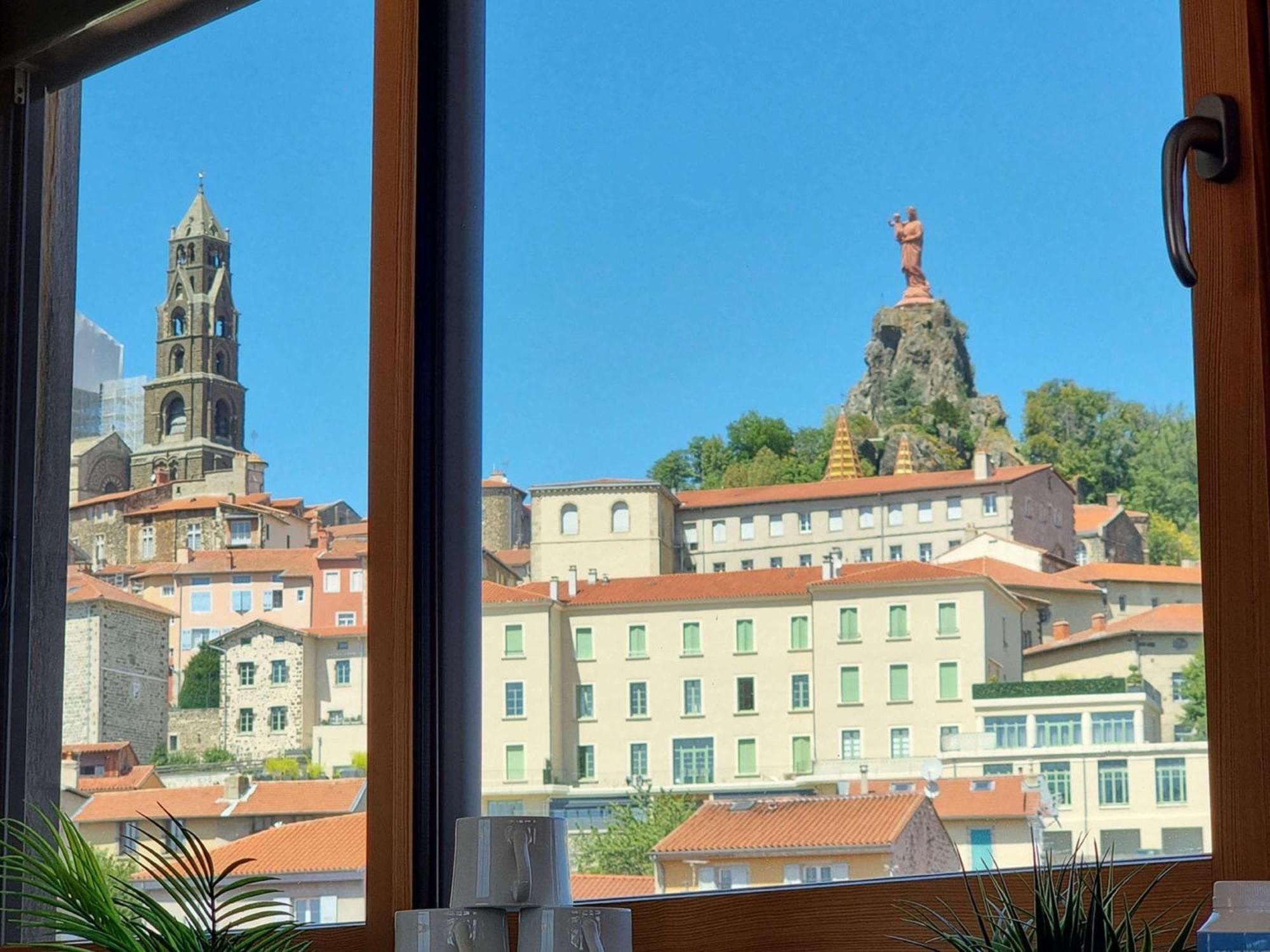 Ibis Styles Le Puy En Velay Otel Dış mekan fotoğraf