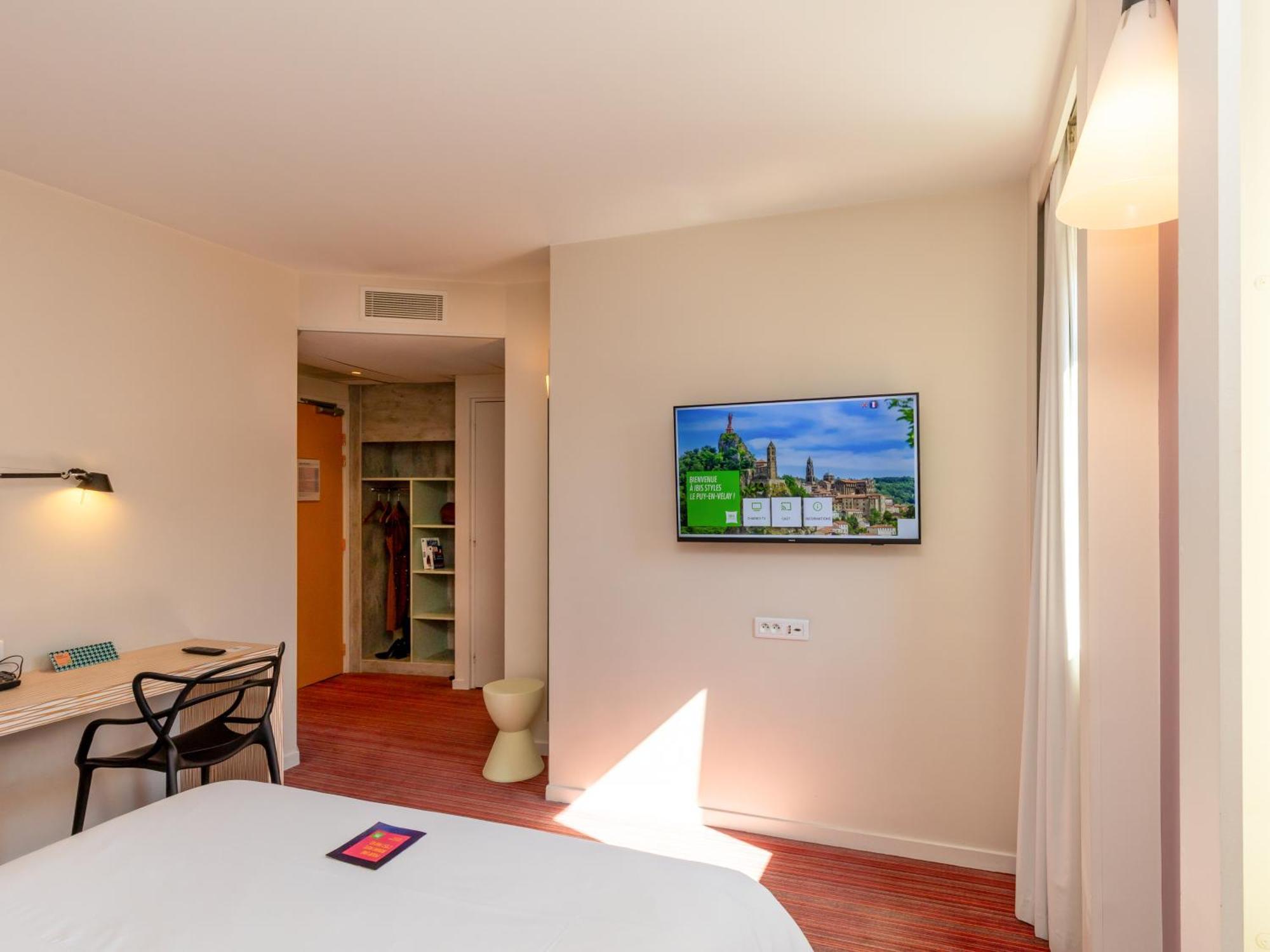 Ibis Styles Le Puy En Velay Otel Dış mekan fotoğraf