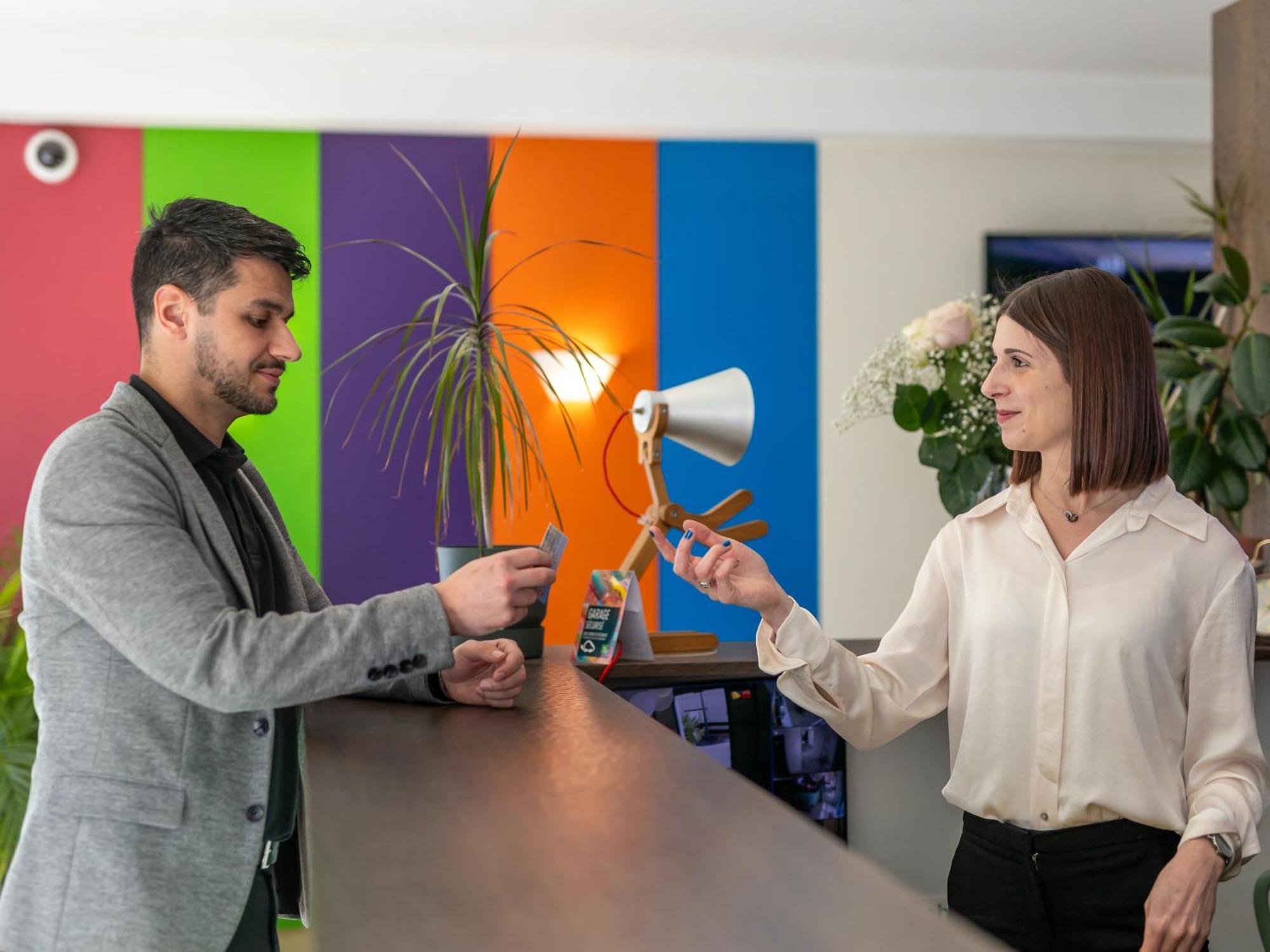 Ibis Styles Le Puy En Velay Otel Dış mekan fotoğraf