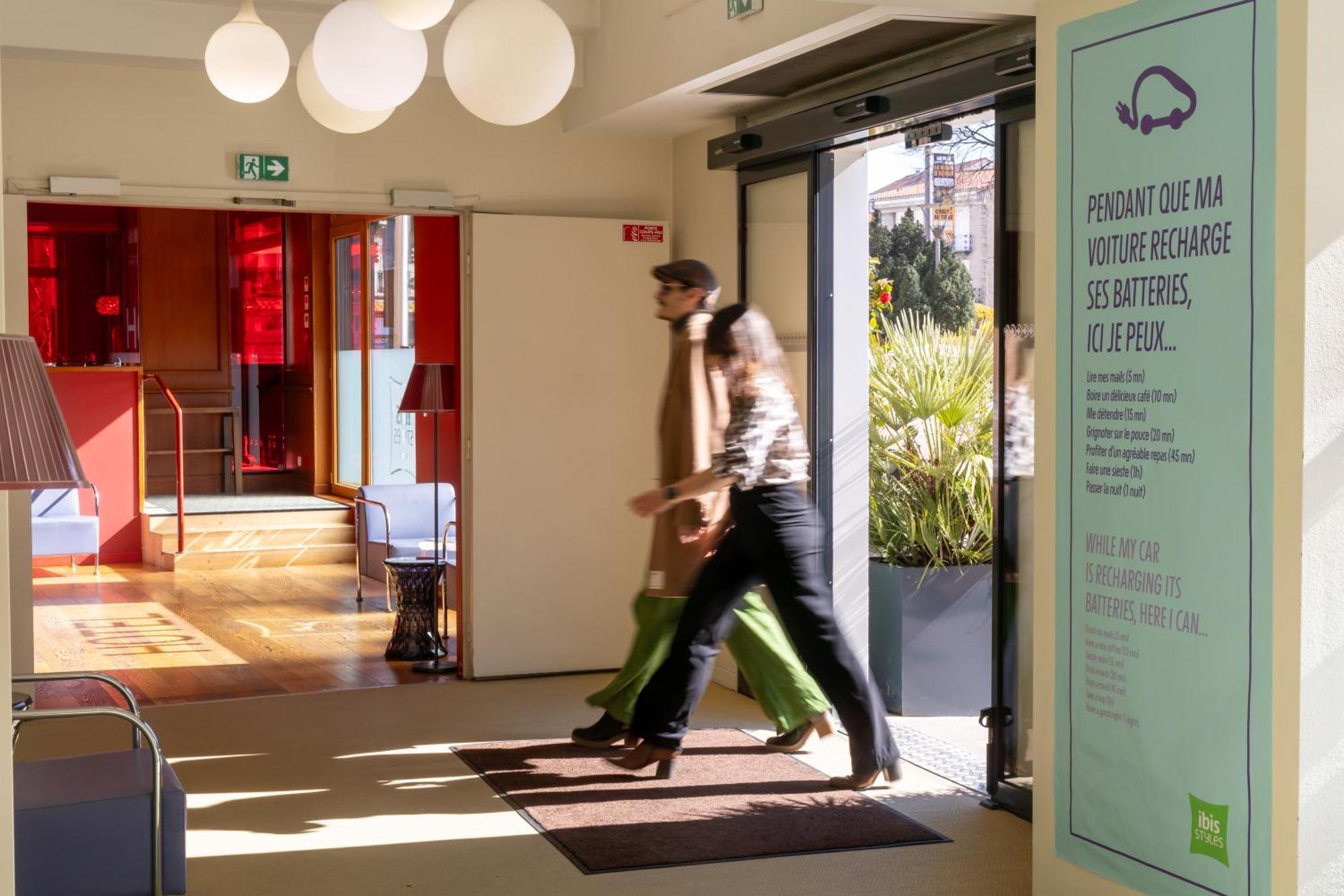 Ibis Styles Le Puy En Velay Otel Dış mekan fotoğraf