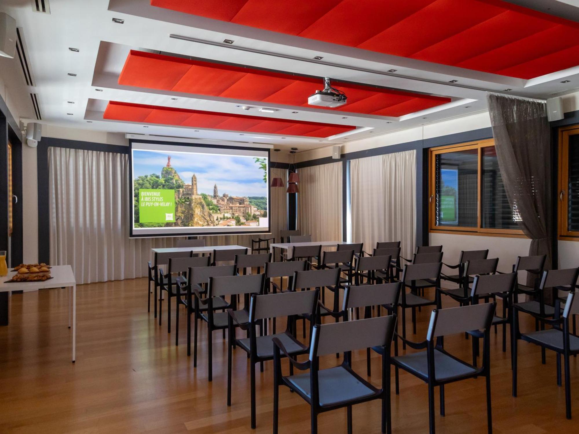 Ibis Styles Le Puy En Velay Otel Dış mekan fotoğraf