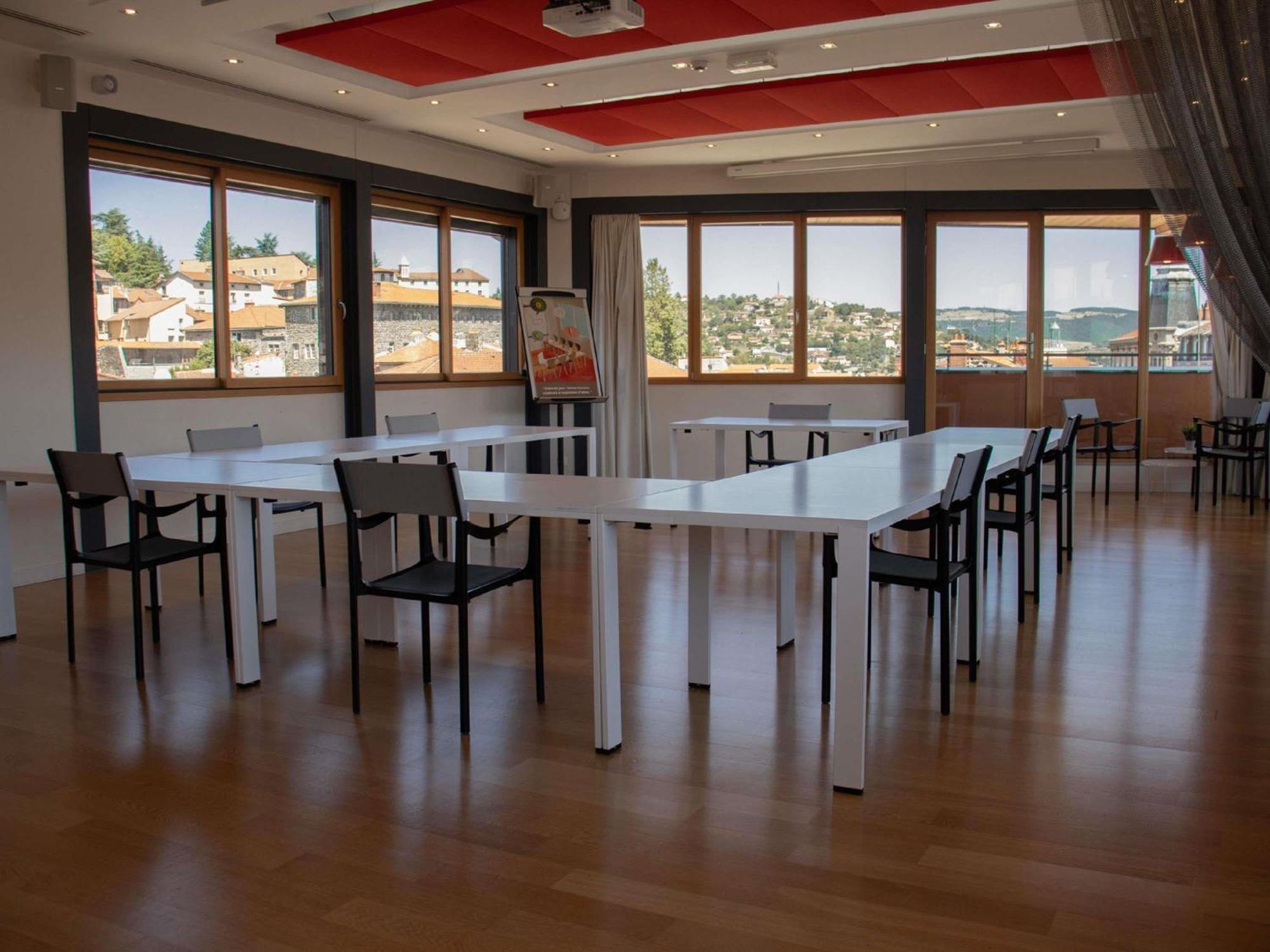 Ibis Styles Le Puy En Velay Otel Dış mekan fotoğraf